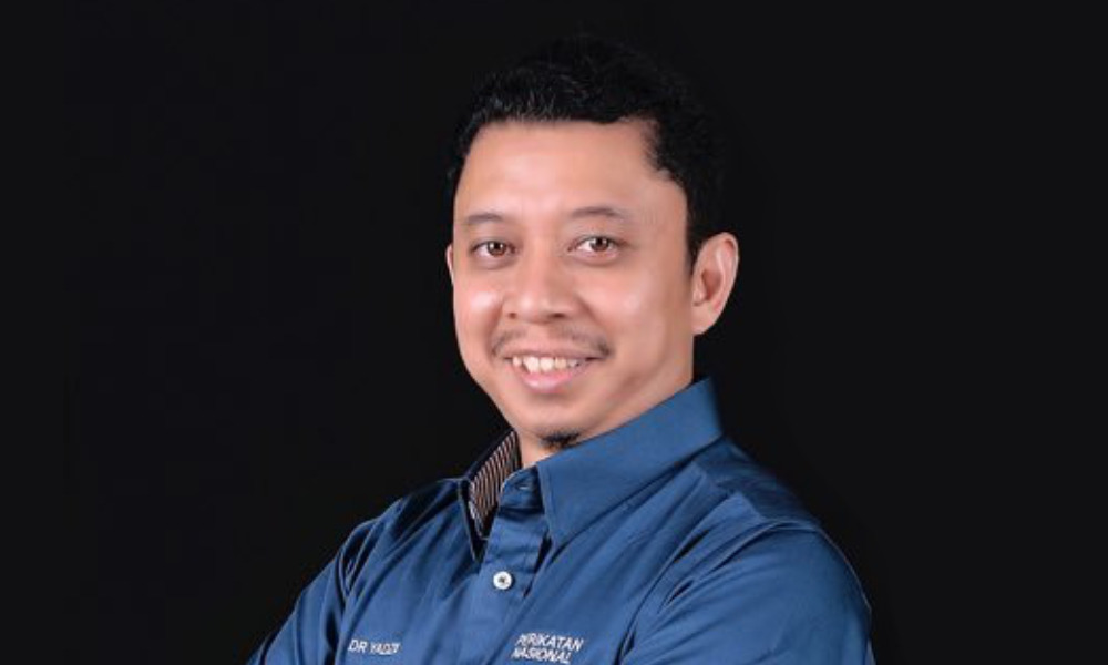 Gambar Hadi pada slaid: Siapa lagi patut dijadikan contoh - PN Melaka