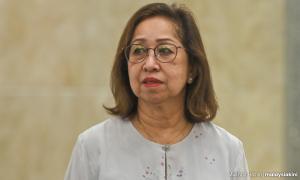 SNAPSHOT | Na'imah, 2 sons overseas, cops confirm; Kelantan PKR divisions staying loyal to Anwar