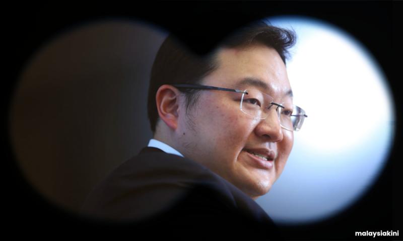 Jho Low kini dikenali sebagai Constantinos Achilles Veis di China