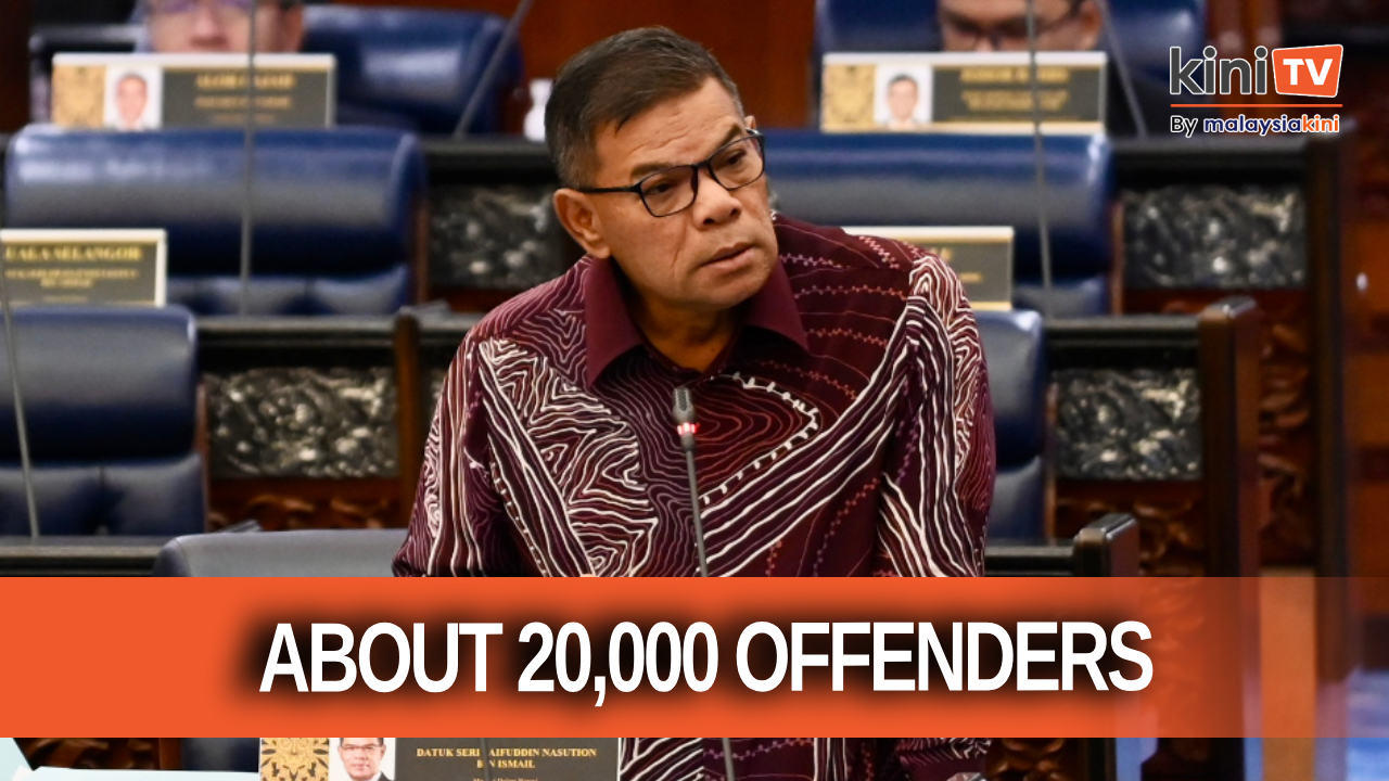 Minister: 20k offenders can be considered for house arrest