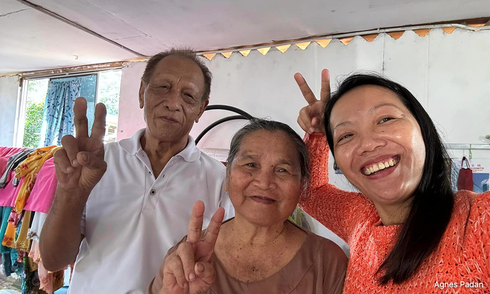 5 senior citizens from Lawas get citizenship after decades - activist