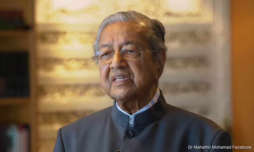 Urban Renewal Act: Hard to believe Anwar's promise, Dr M says
