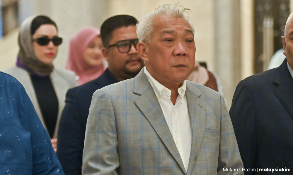 COMMENT | Fingers crossed, Bung