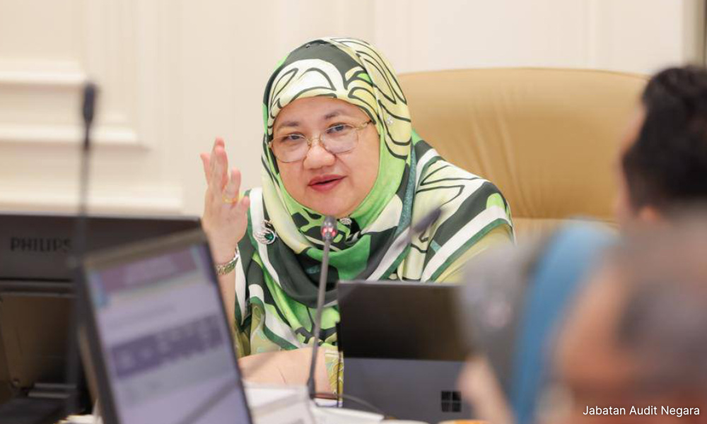 Pembangkang persoal pelantikan Wan Suraya sebagai Ketua Audit Negara