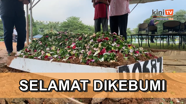 Jenazah Daim Zainuddin selamat dikebumikan di Bukit Kiara