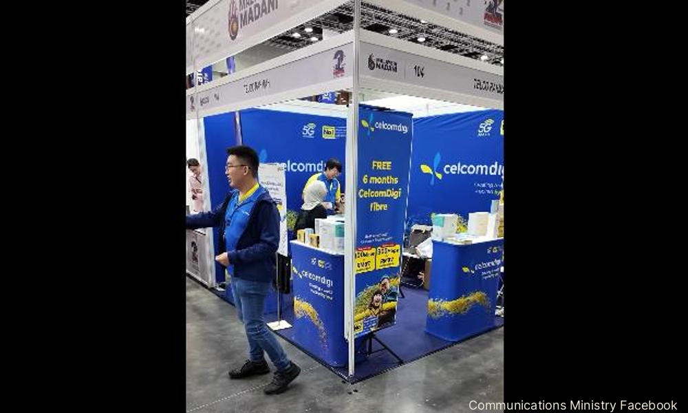 Telcos offer attractive internet, device packages at Madani anniversary event