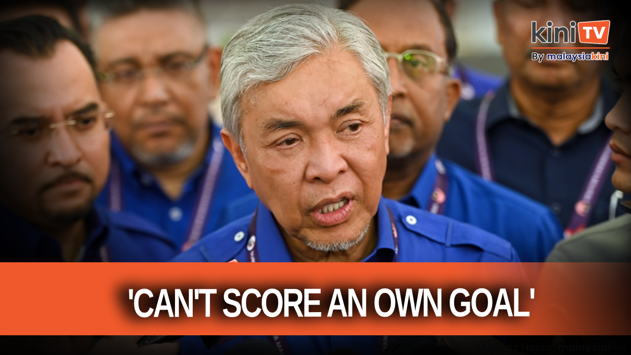 Zahid tells BN to work as a team and not to score own goals