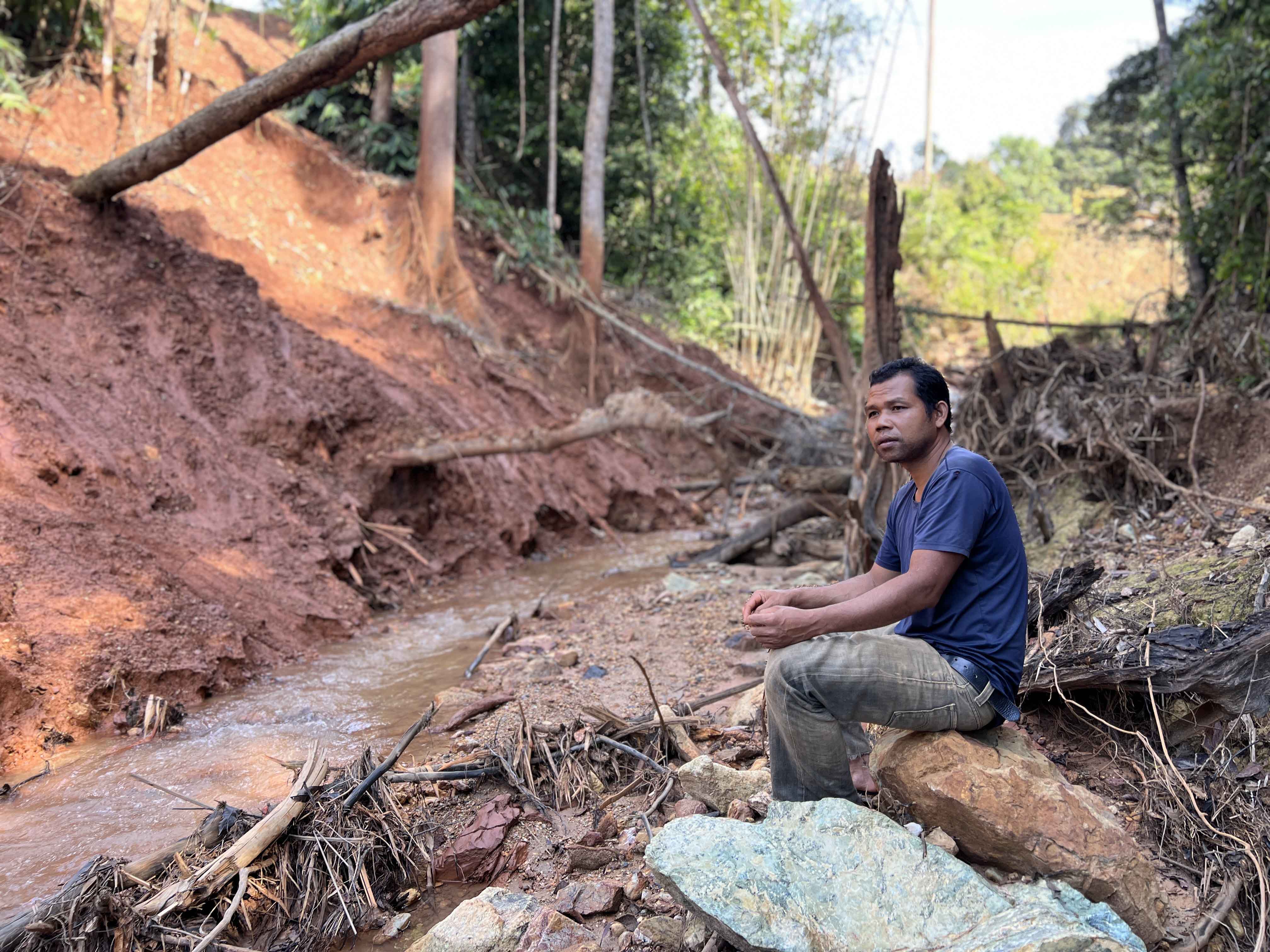 Eksport bijih besi naik: ‘Alam parah, hidup Orang Asli punah’
