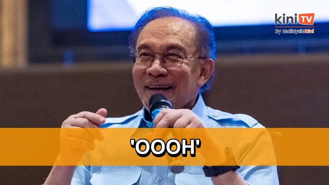 Anwar jawab 'oooh' apabila ditanya desakan letak jawatan