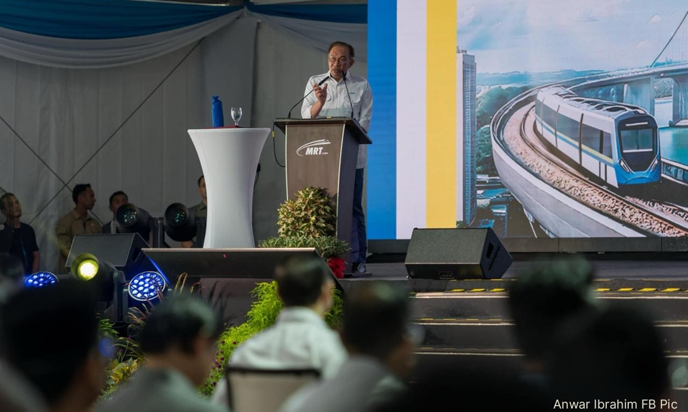 Even K'tan's tourism video didn't feature mosques, says Anwar