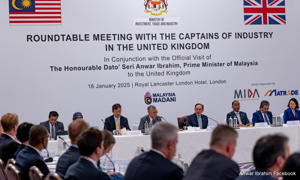 Perjanjian perdagangan bebas M'sia-UK dijangka tingkat pelaburan - Zafrul