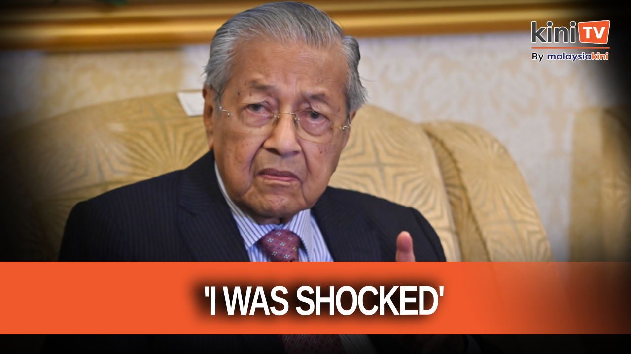 Dr M claims Pak Lah's son told his son that it's 'our turn to steal'