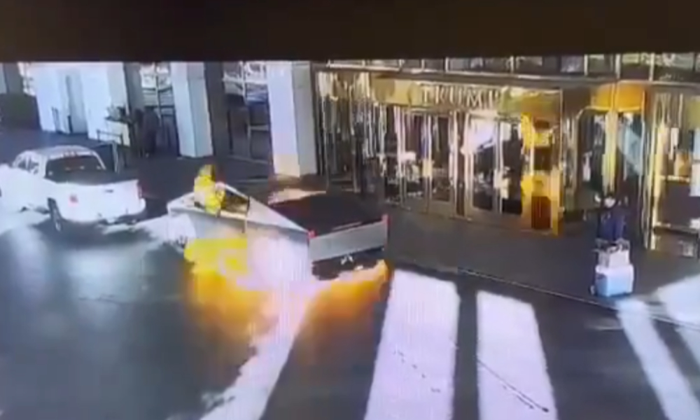 Tesla Cybertruck meletup depan Hotel Trump di LA, seorang maut