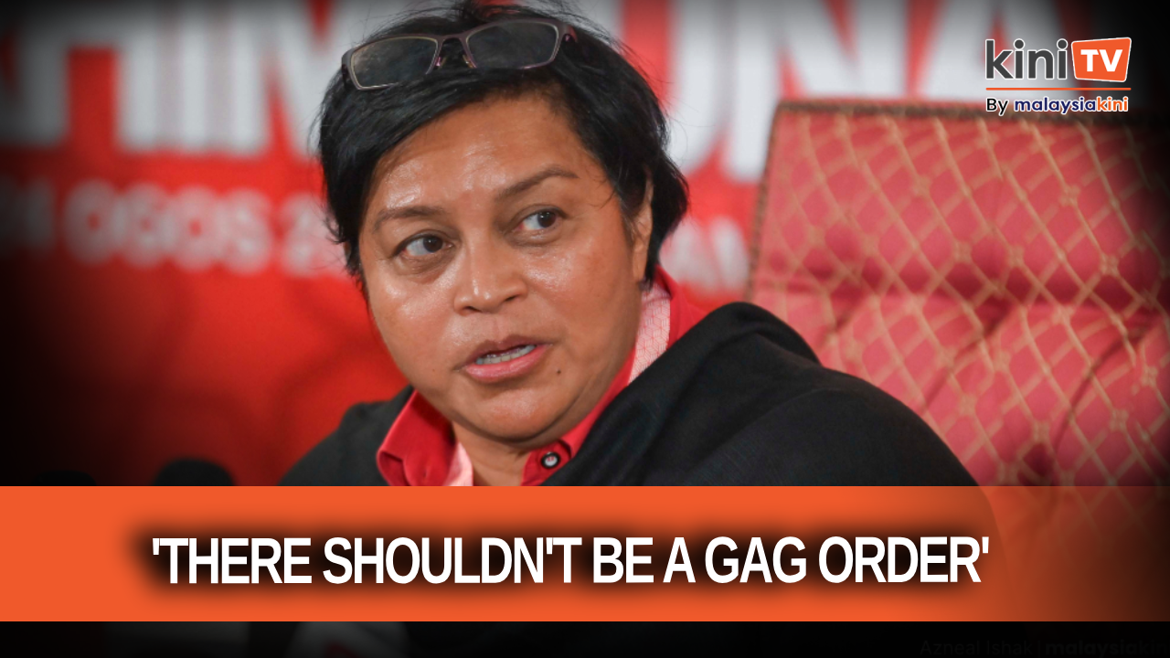 Azalina: There shouldn't be a gag order on royal addendum