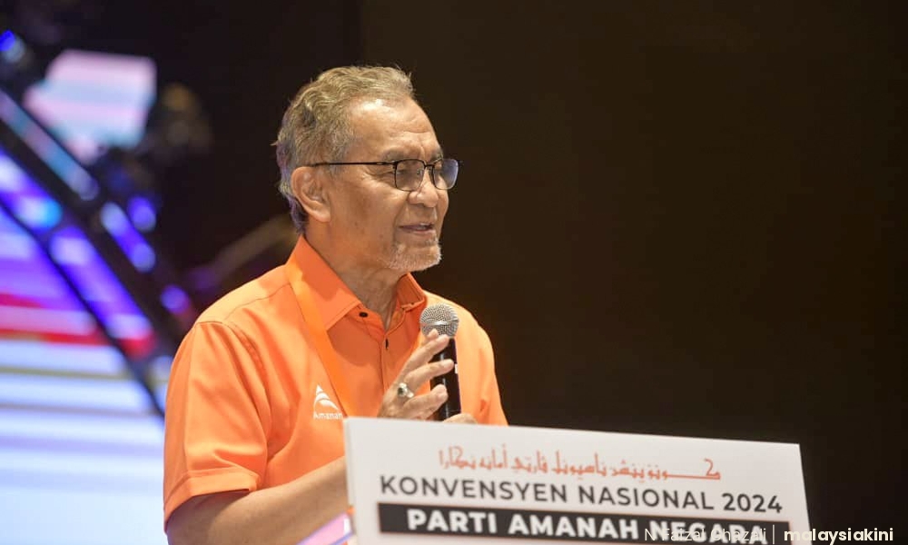 Shelving doctors' new shift system not flip-flop decision: Dzulkefly