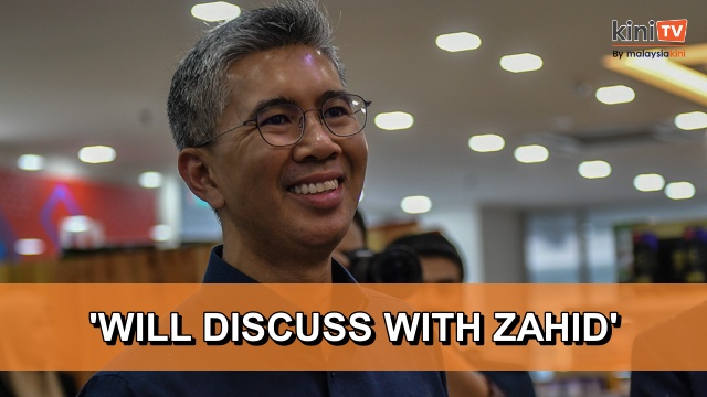 Joining another party? I’ll discuss with Zahid first - Tengku Zafrul