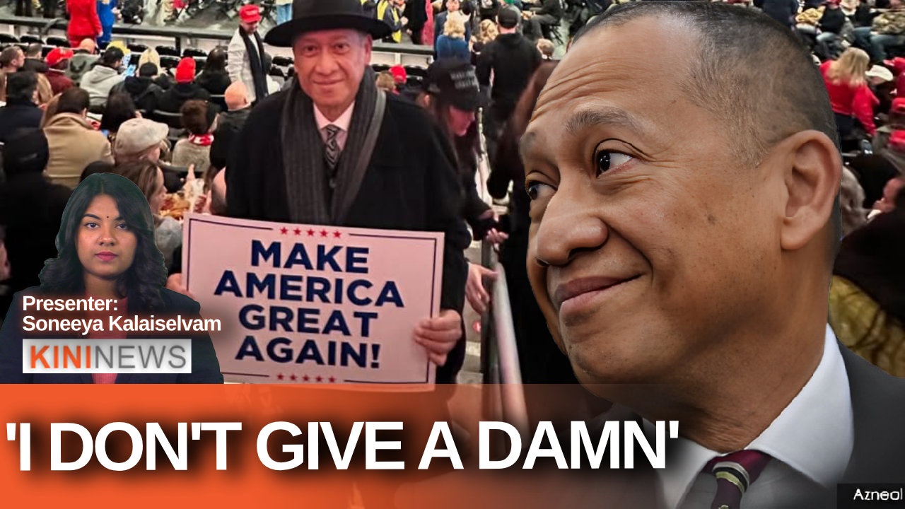 #KiniNews: ‘I don’t give a damn’ - Nazri defends MAGA placard photo, Zafrul to decide on Umno future