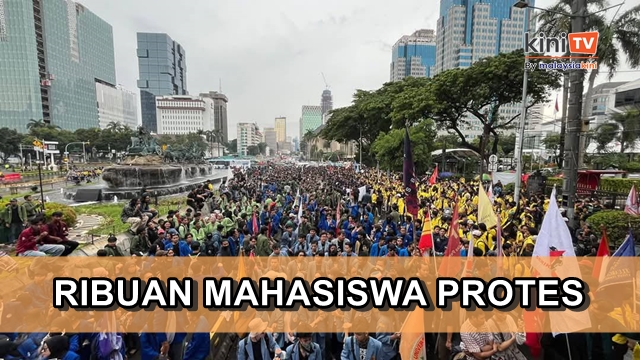 Protes 'Indonesia Gelap' di Jakarta: Ribuan mahasiswa tuntut perubahan