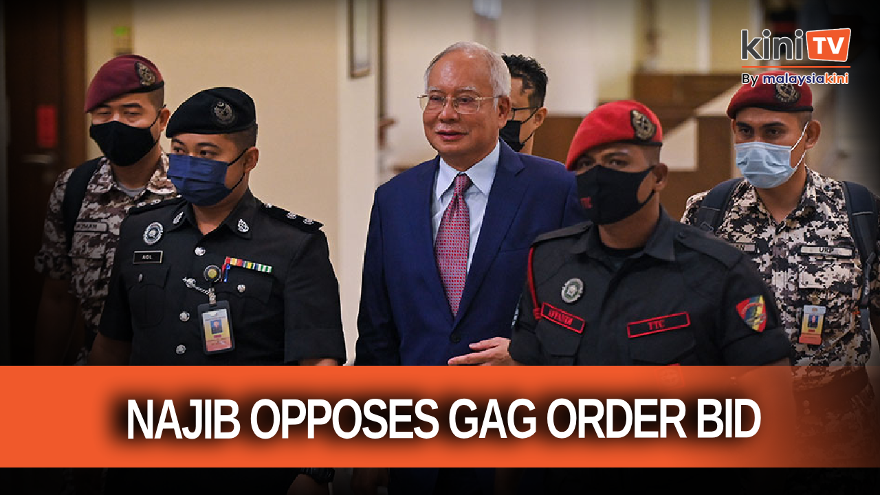 Najib objects to gag order bid over royal addendum