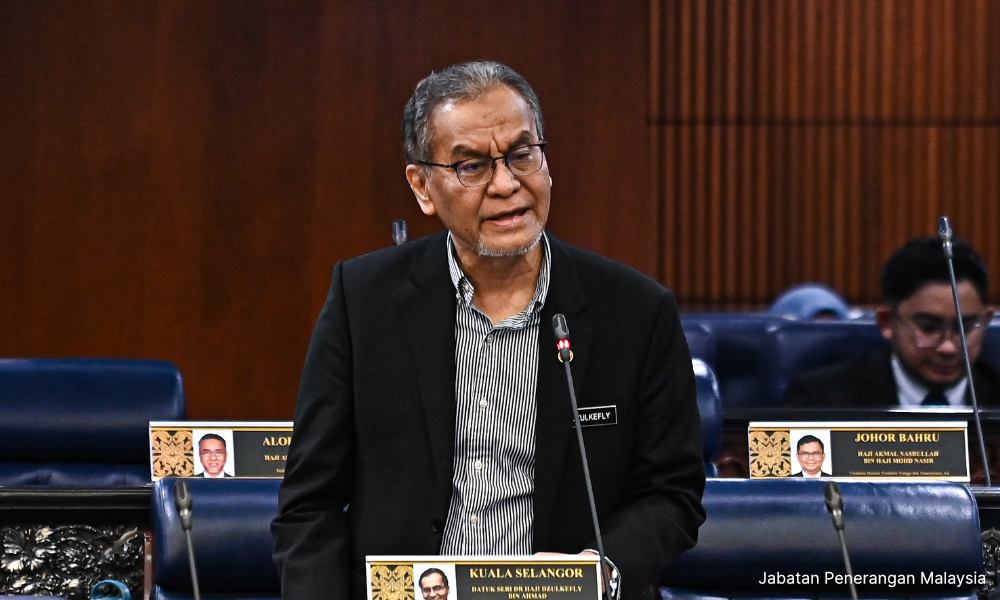 Insurers' intervention in patient treatment violates law - Dzulkefly