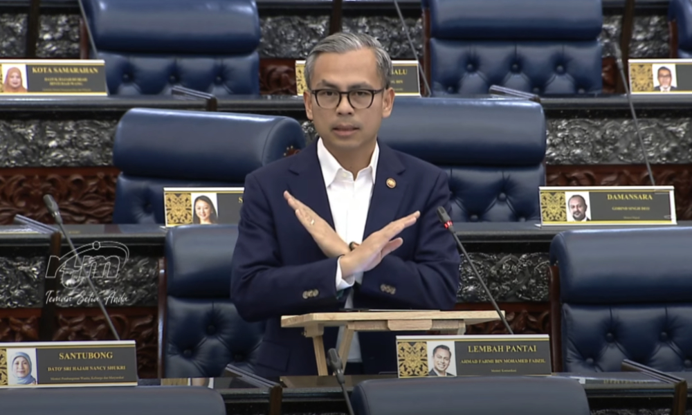 Fahmi urges MPs to set example, verify facts before sharing