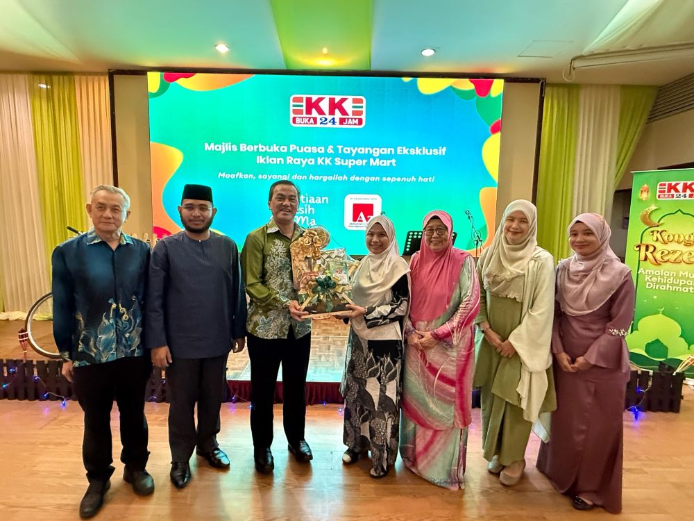 KK Supermart & Superstore Sdn Bhd anjur Majlis Berbuka Puasa bersama rakan media, tayangan eksklusif iklan raya