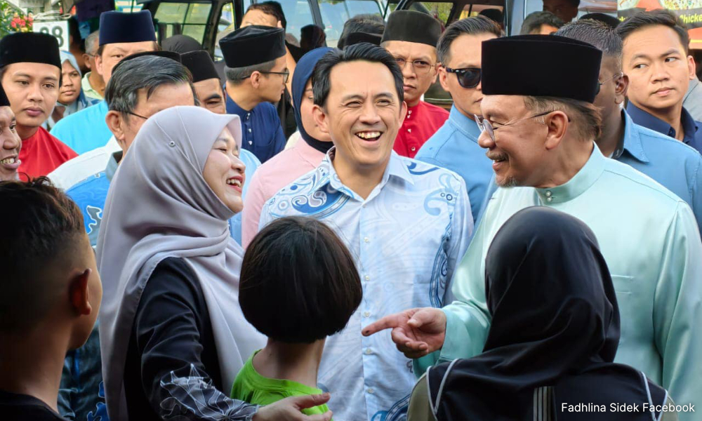 PM urges parents to nurture future local experts