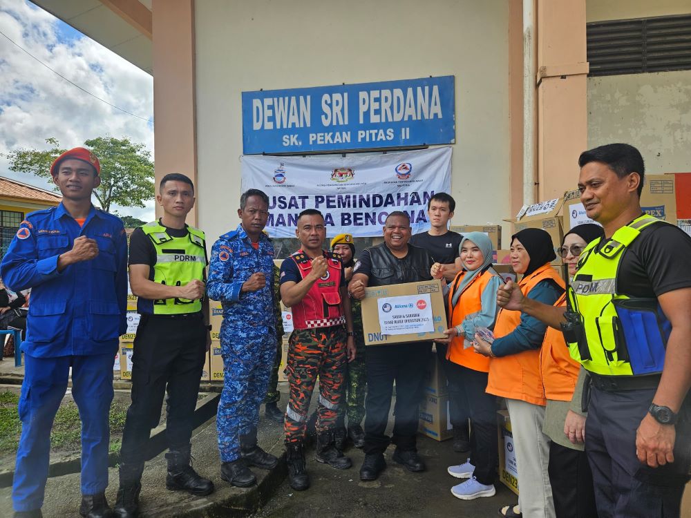 Allianz Malaysia, MISAR join forces to aid East Malaysia flood victims