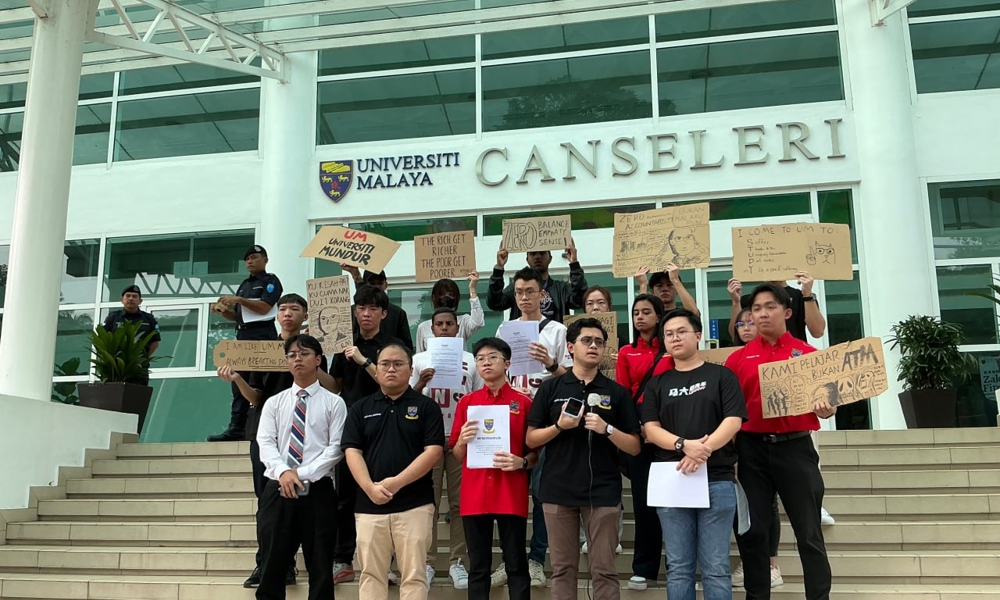 Scrap Zero Balance Policy, student unions urge UM