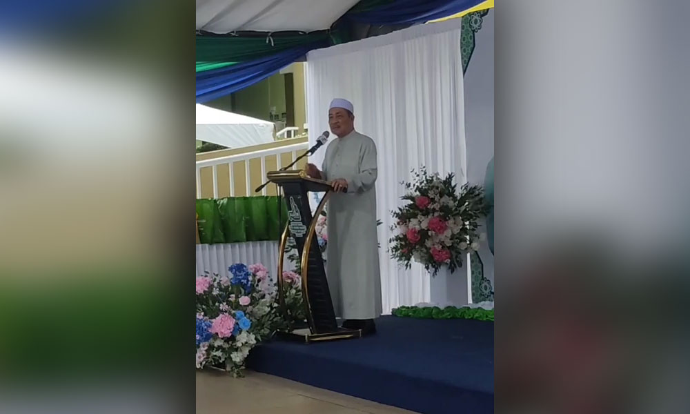 Explain Hajiji’s political speech at mosque, Sabah authorities told