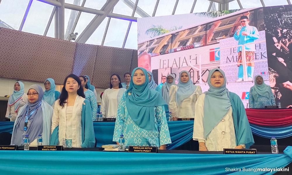 BN reps absent at PKR Youth, Women's congress openings