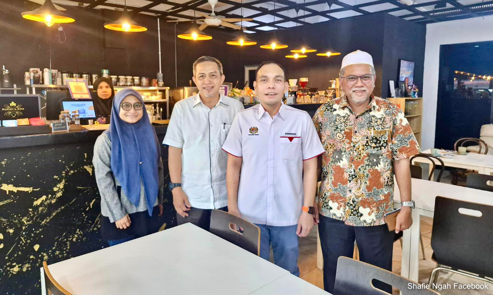 Bangi's DAP, PAS reps meet to tone down partisanship, work on local issues