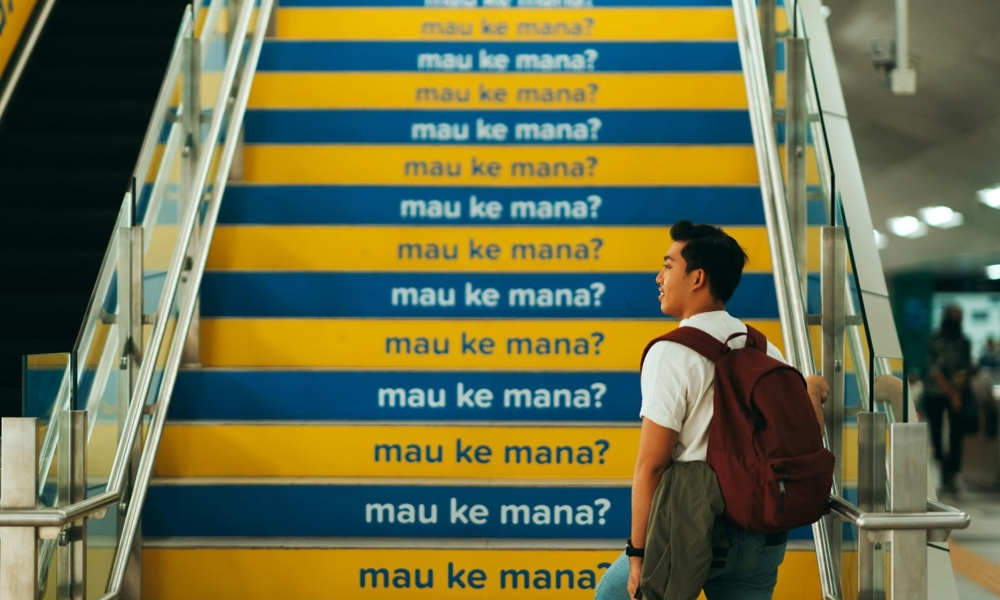 ULASAN | Sekolah vernakular lemah BM: Apa penyelesaiannya?