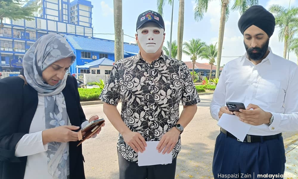 Skandal Sabah: Tiga, termasuk dua Adun bakal didakwa 2 cd86a5a8d124dd48a9d4a11d6d01b2ed