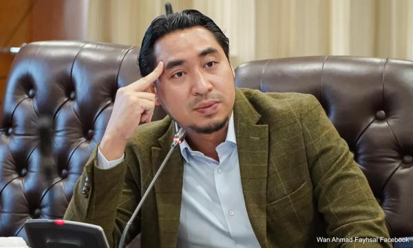 'Muhyiddin atau Hamzah, PN perlu pilih mudarat lebih kecil'