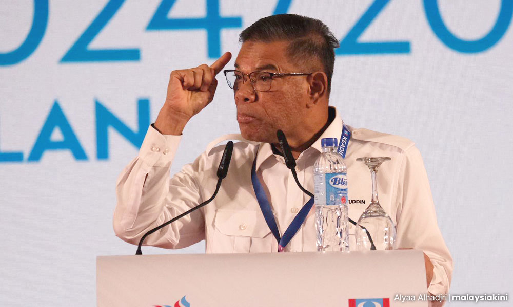 In 'surprise' speech, Saifuddin reminds Anwar of father's duty