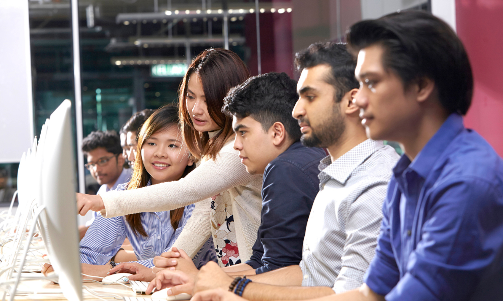 APU produces Highest Paid Fresh Graduates