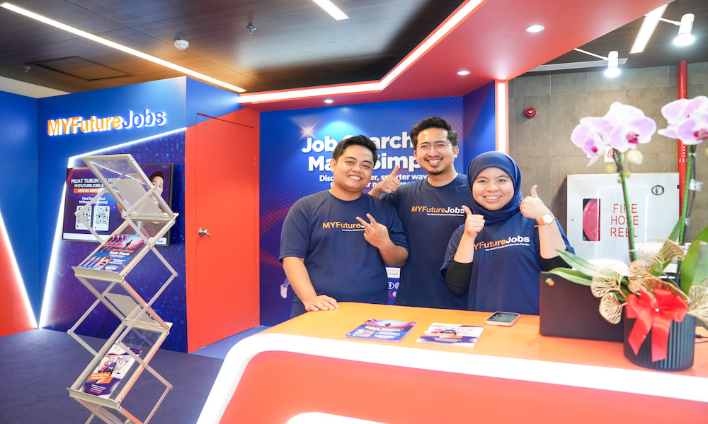 Rethinking graduate wages in M’sia: Are we seeing the full picture?