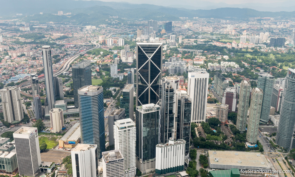 Kerajaan mohon lucut hak akaun bank Ilham Tower milik keluarga Daim