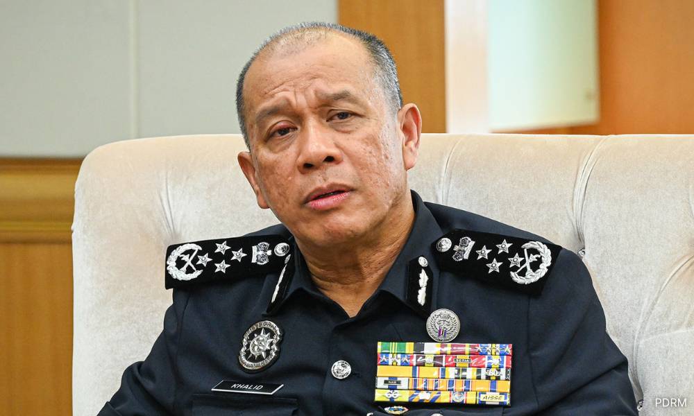 Polis tahan aktivis politik terkait kes sebat patung 'Anwar' 1 b01ad382549365fc8a68b1ee14216195