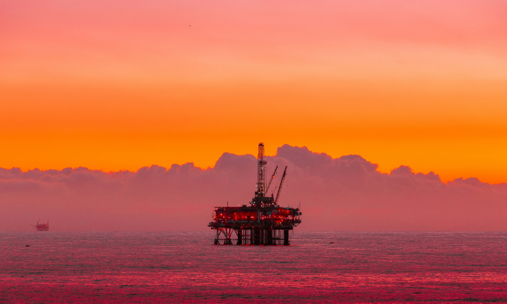 ULASAN | Cadangan serah 30 peratus ekuiti Petronas satu ancaman serius