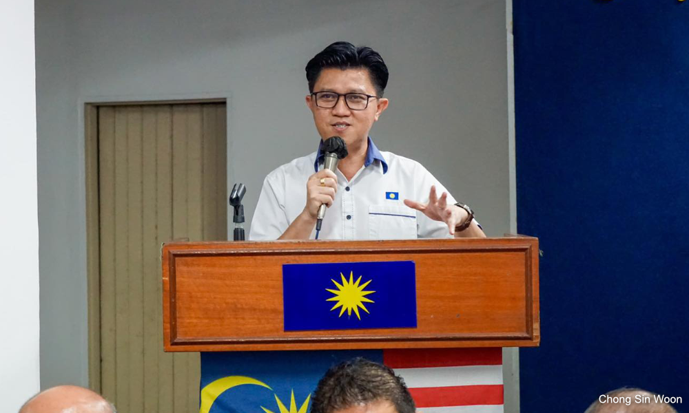 'MCA patut keluar BN jika penyandang kekal tandingi kerusi PRU' 3 d6f026aa2b8dcb308c95adf0962619c1