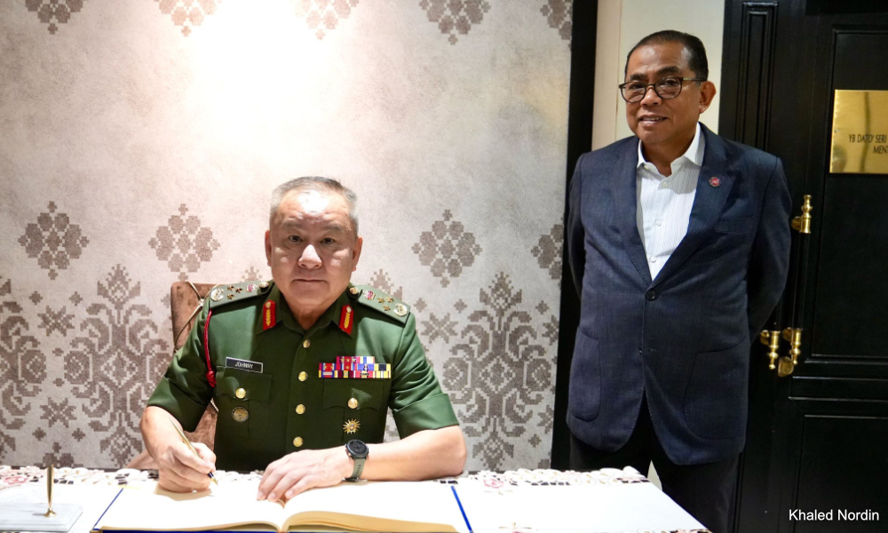 Pegawai tentera Cina pertama dilantik leftenan jeneral bersara tahun depan 2 ca90621fa14c5a3ea2117601e4e1b3be