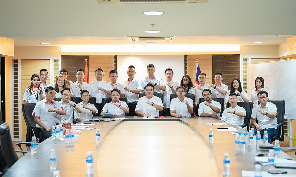 Advise Akmal to shut up first, DAP Youth tells Tok Mat