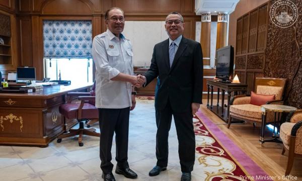 Anwar hopes chief justice will carry out duties with wisdom, integrity