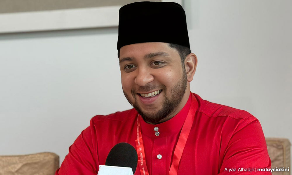 ‘Kita ada adab’ - Pemimpin Bersatu tegur ahli kecoh ketika ucapan Muhyiddin 3 3e84736d1287e860ba66dd74c67ddcc5