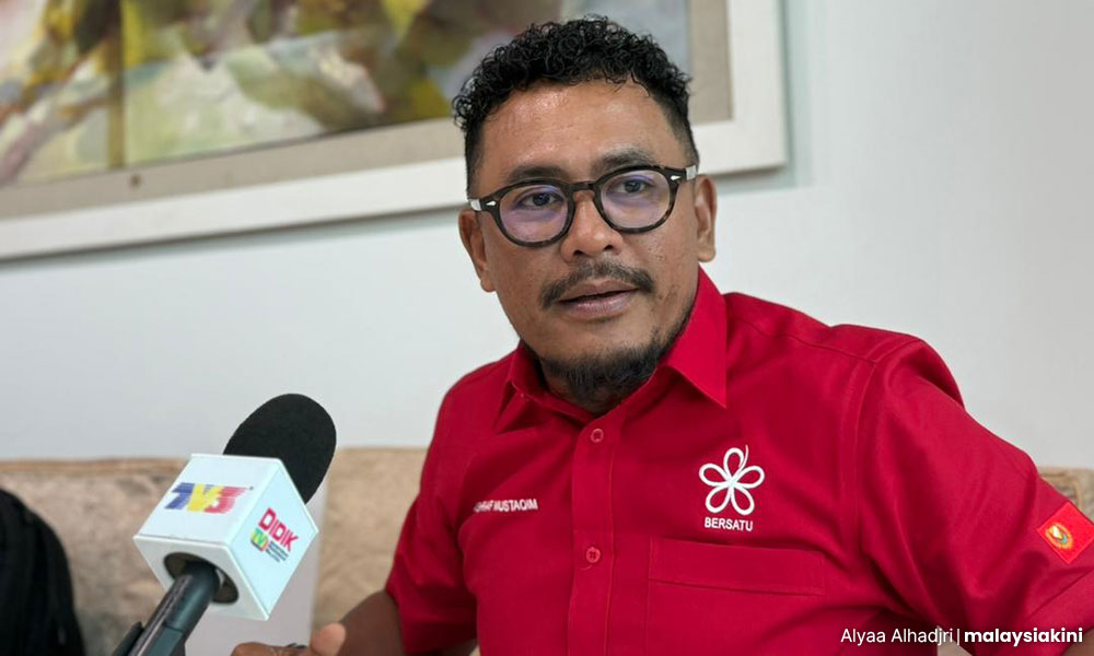 ‘Kita ada adab’ - Pemimpin Bersatu tegur ahli kecoh ketika ucapan Muhyiddin