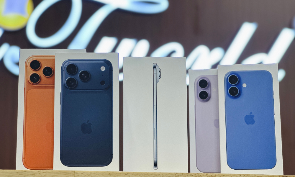 The new iPhone lineup is now available in Malaysia with exclusive offers from iTworld & GLOO