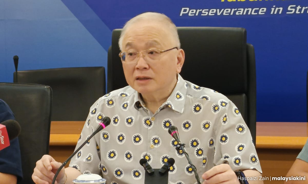 Pelajar cemerlang STPM kecewa tak diterima masuk UM 1 c125487ae84ab4725bfb0b10bcec7342