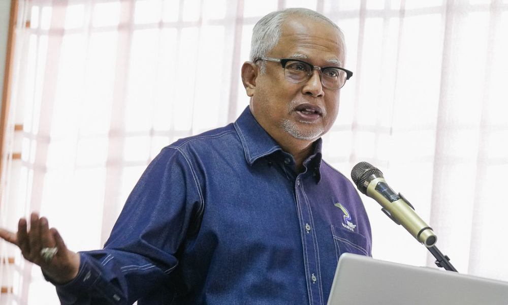 Mahfuz: PN mired in PM fight, M'sians should stick with Madani